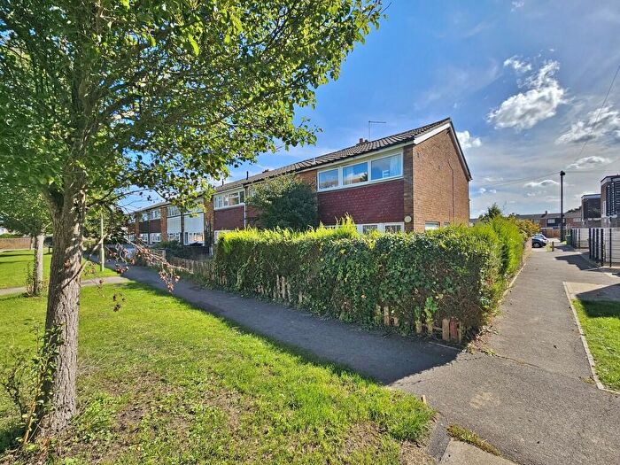 3 Bedroom End Of Terrace House For Sale In Coniston Walk, Fareham, PO14