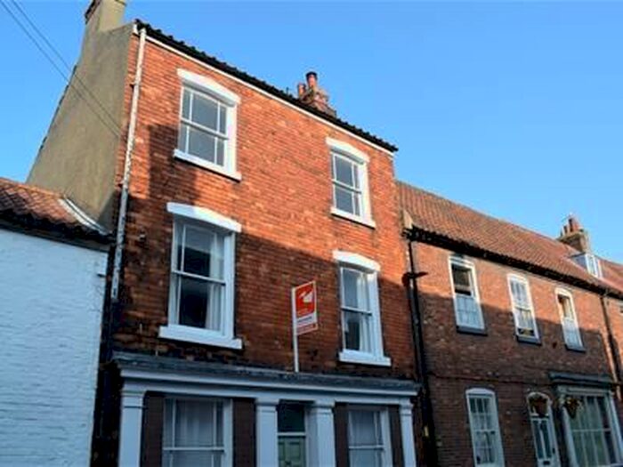 2 Bedroom Flat To Rent In Bobs Lane, Market Rasen, Caistor, LN7