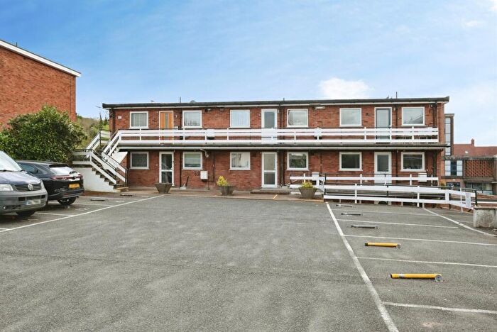 2 Bedroom Maisonette For Sale In White Hill, Chesham, HP5