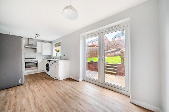 3 Bedroom Terraced House To Rent In Alexandra Road, Addiscombe, Croydon, CR0