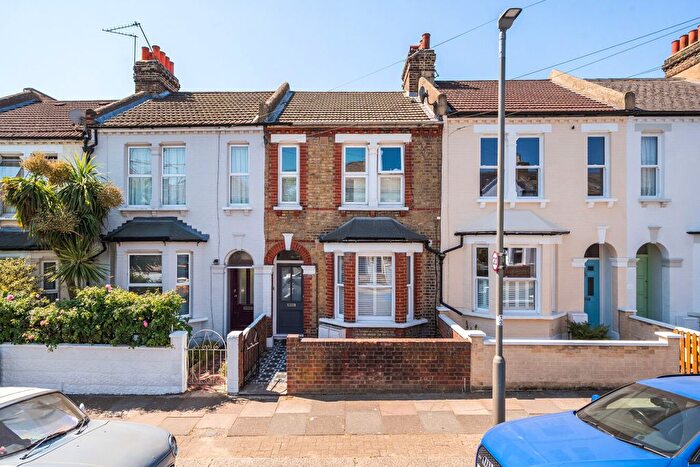 1 Bedroom Flat For Sale In Himley Road, Tooting, London, SW17