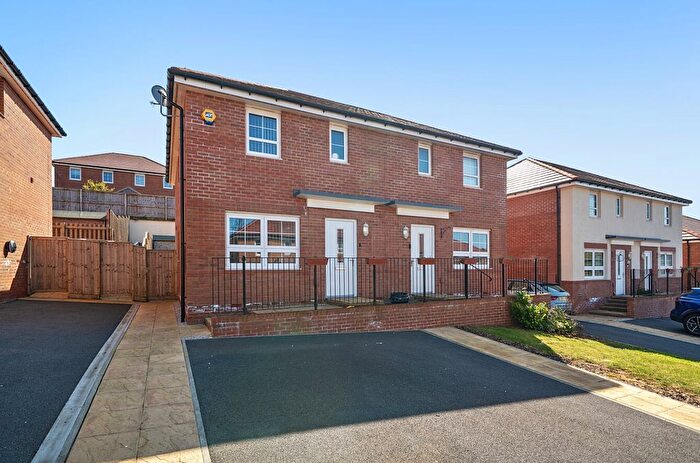 3 Bedroom Semi-Detached House For Sale In Hollyberry Road, Paignton, Devon, TQ4
