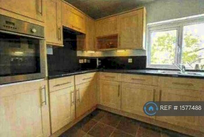 2 Bedroom Flat To Rent In Rebecca Drive, Birmingham, B29