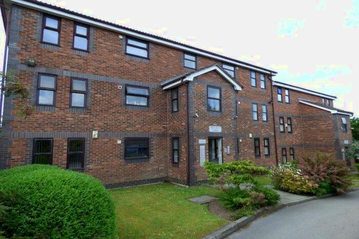 1 Bedroom Flat To Rent In Browfield Way, Oldham, OL2