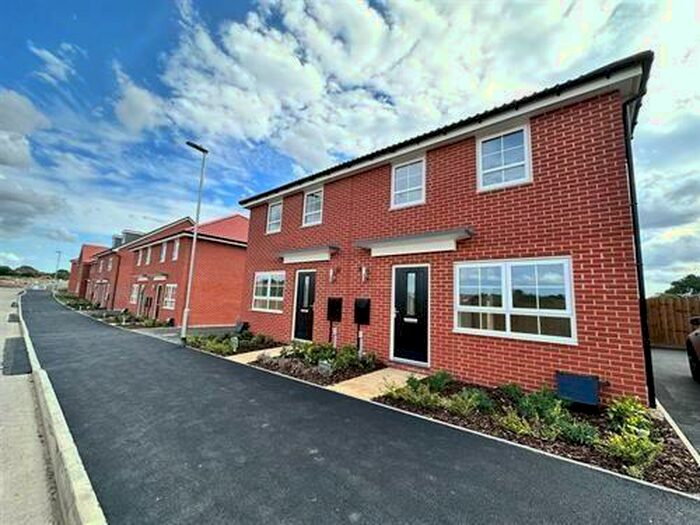 3 Bedroom Semi-Detached House To Rent In Holliday Avenue, Cringleford, Norwich, NR4