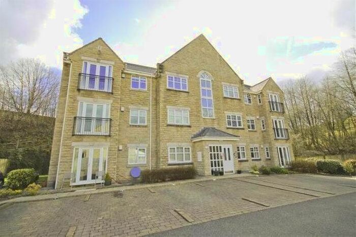 2 Bedroom Flat To Rent In Grange Park Way, Rossendale, BB4