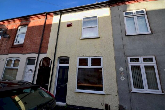 3 Bedroom Terraced House To Rent In Clifton Road, Leicester, LE2