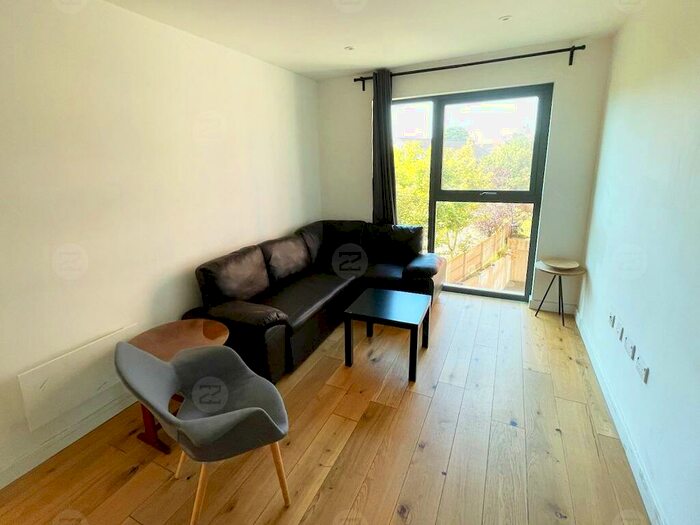 2 Bedroom Flat To Rent In Axium, Windmill Street, Birmingham, B1