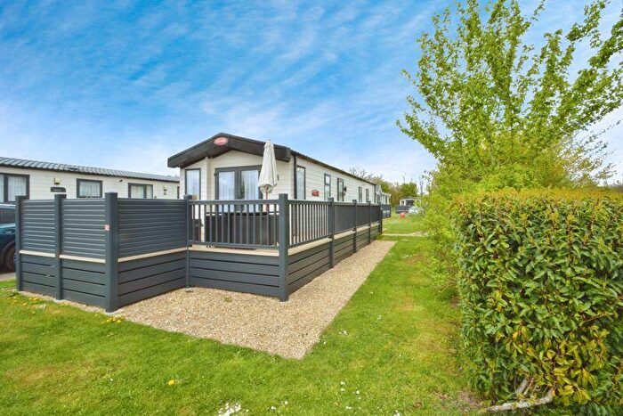 3 Bedroom Detached House For Sale In Water Lily Meadow, Cotswold Hoburne, Cotswold Lakes, GL7