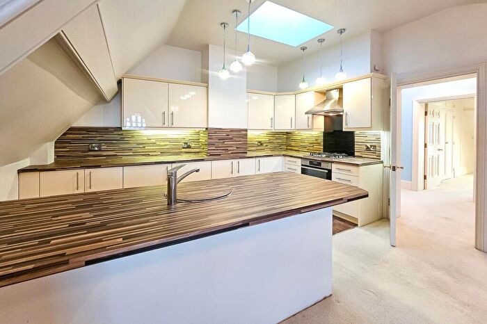 1 Bedroom Apartment For Sale In Moor Park, Beckwithshaw, HG3