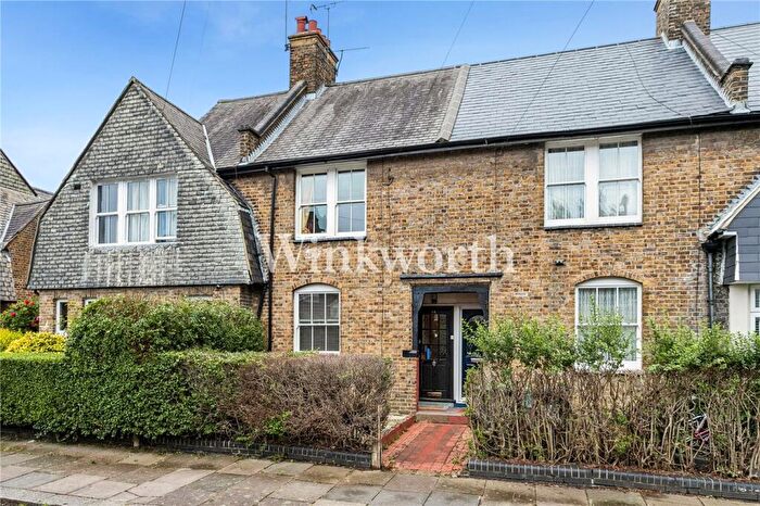 2 Bedroom Terraced House For Sale In Kevelioc Road, London, N17