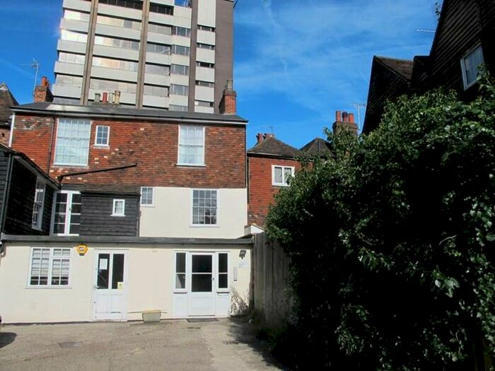 1 Bedroom Flat To Rent In Knightrider Street, Maidstone, Kent, ME15