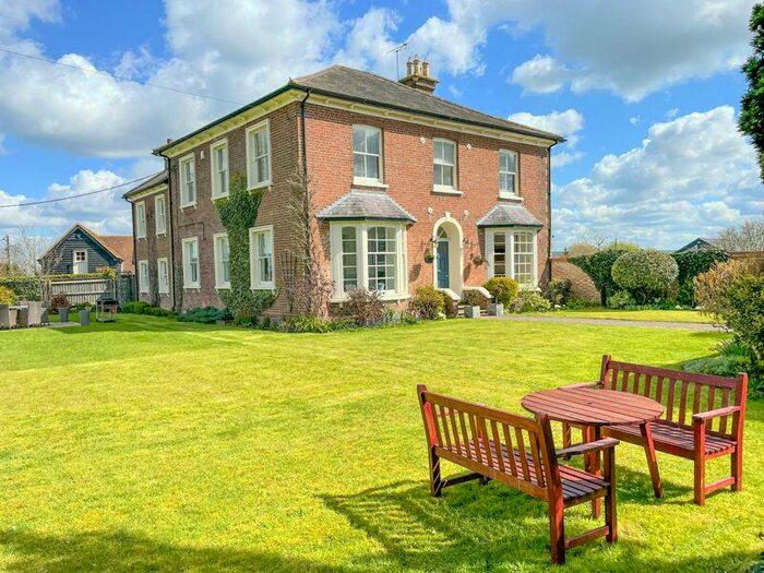 5 Bedroom Detached House For Sale In Horton, Nr Leighton Buzzard, LU7