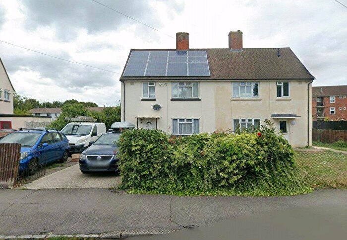 3 Bedroom Semi Detached House To Rent In Oak Green, Aylesbury, Buckinghamshire, HP21