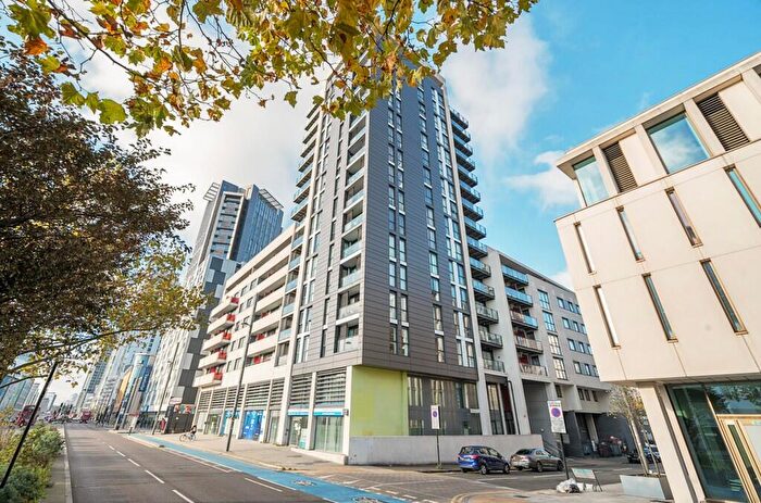 1 Bedroom Apartment To Rent In Ward Road, London, E15