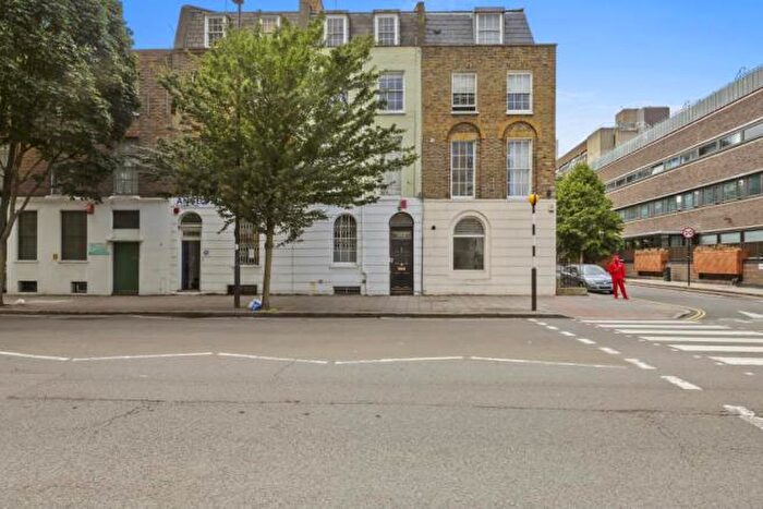 2 Bedroom Flat To Rent In Goswell Road, London, EC1V