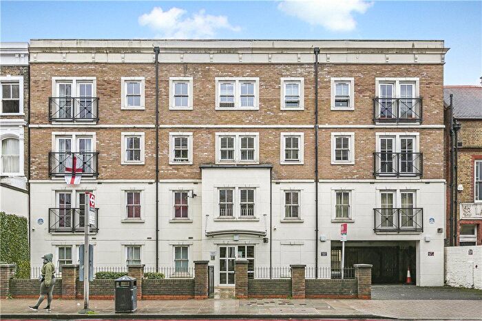 2 Bedroom Flat To Rent In Stockwell Road, London, SW9