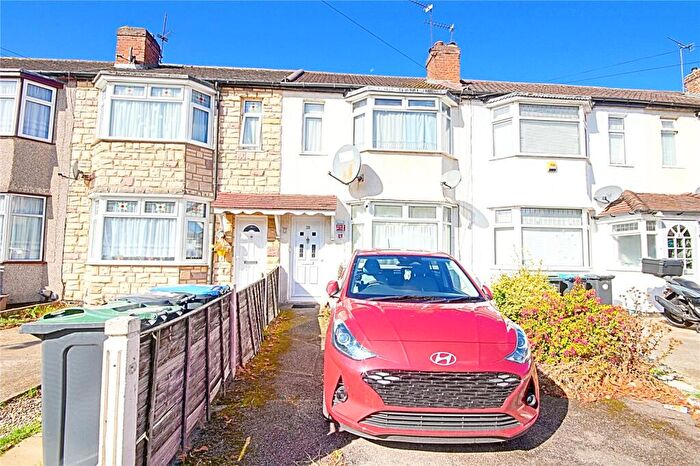 3 Bedroom Terraced House For Sale In Balmoral Road, Enfield, EN3