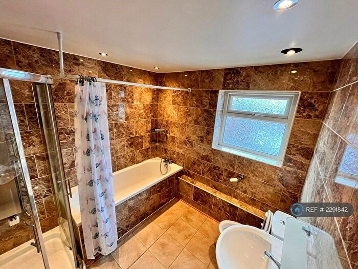 2 Bedroom Semi-Detached House To Rent In King Street, Radcliffe, Manchester, M26