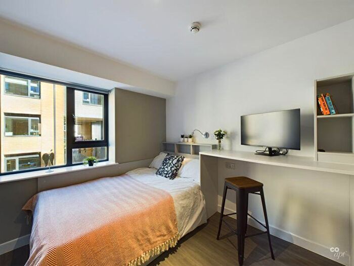 Studio To Rent In Premium Studio- Holden Court, BN2