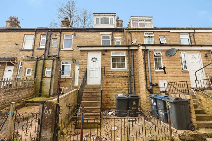4 Bedroom Terraced House For Sale In Lytton Road, Bradford, BD8