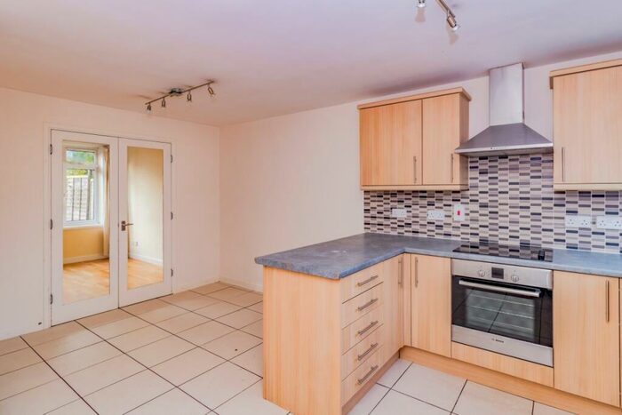 3 Bedroom Terraced House To Rent In Webbs Close, Oxford, OX2