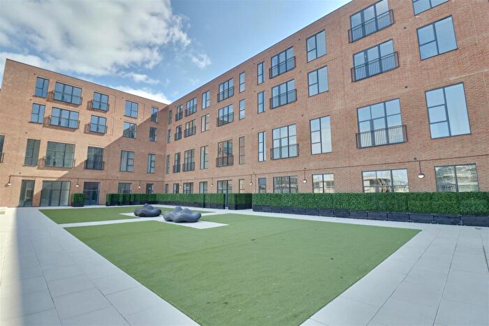1 Bedroom Flat To Rent In Handleys Corner, Palmerston Road, Southsea, PO5