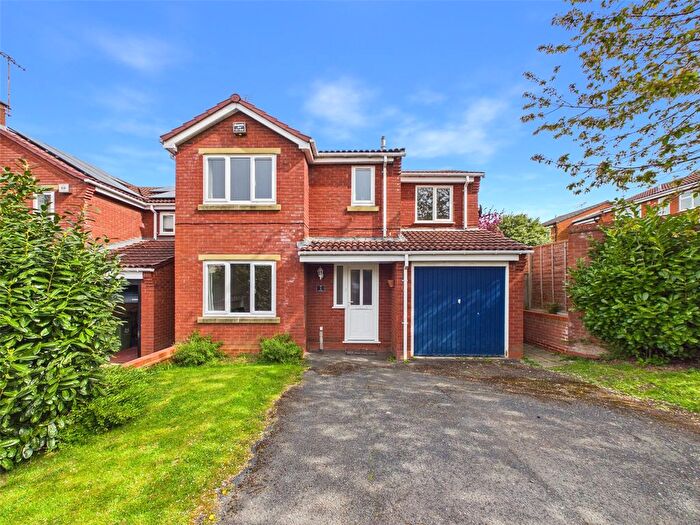 4 Bedroom Detached House For Sale In Stanage Close, Long Meadow, Worcester, Worcestershire, WR4