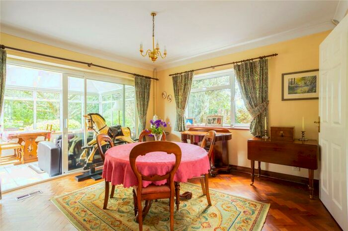 4 Bedroom Detached House For Sale In Moreland Drive, Gerrards Cross, Buckinghamshire, SL9