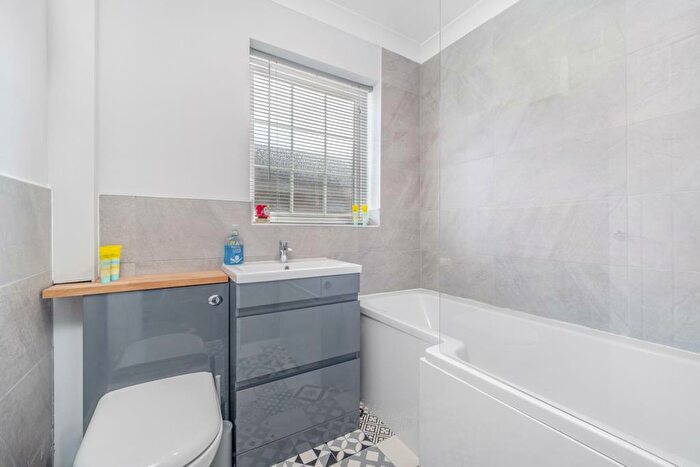 2 Bedroom Detached Bungalow For Sale In Ash Court, Donington, Spalding, PE11