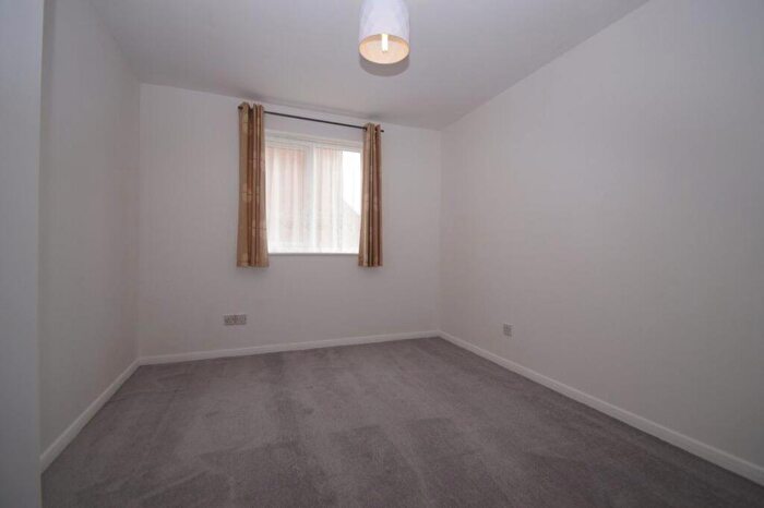 1 Bedroom Flat To Rent In Walpole Road, Burnham Gate, SL1