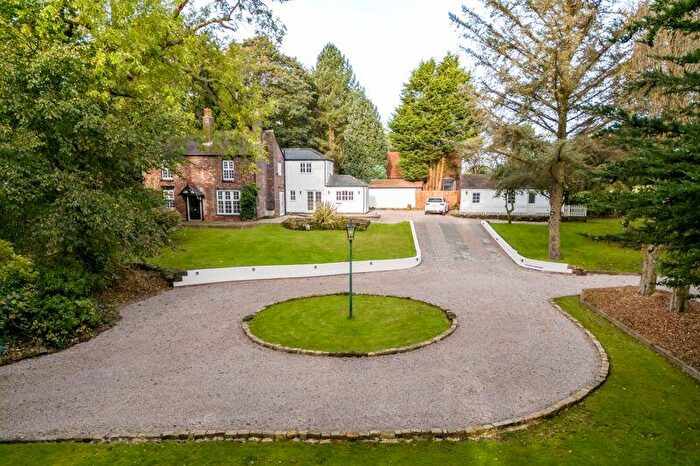 5 Bedroom Detached House For Sale In Mill Lane, Aughton, L39