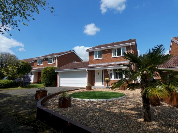 3 Bedroom Detached House To Rent In Somerset Close, Madeley, Telford, TF7