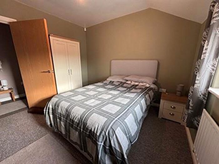 2 Bedroom Flat To Rent In Cornishway, Manchester, M22