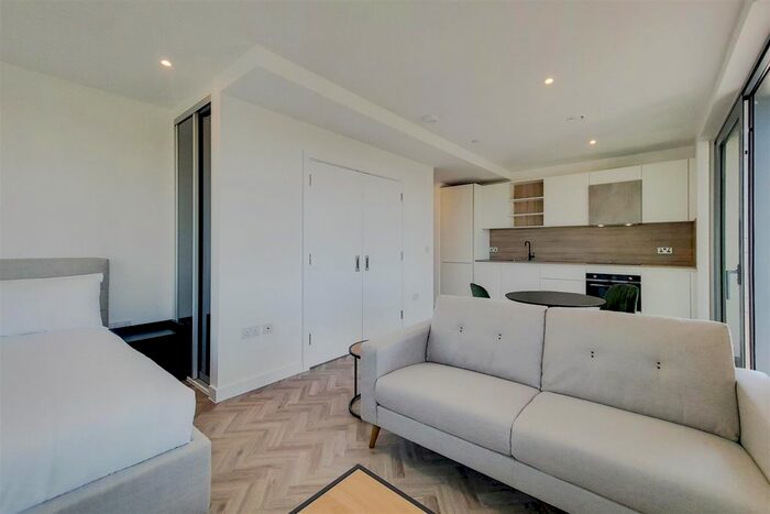 Studio To Rent In Skyline Apartments, Three Water, Makers Yard, London, E3