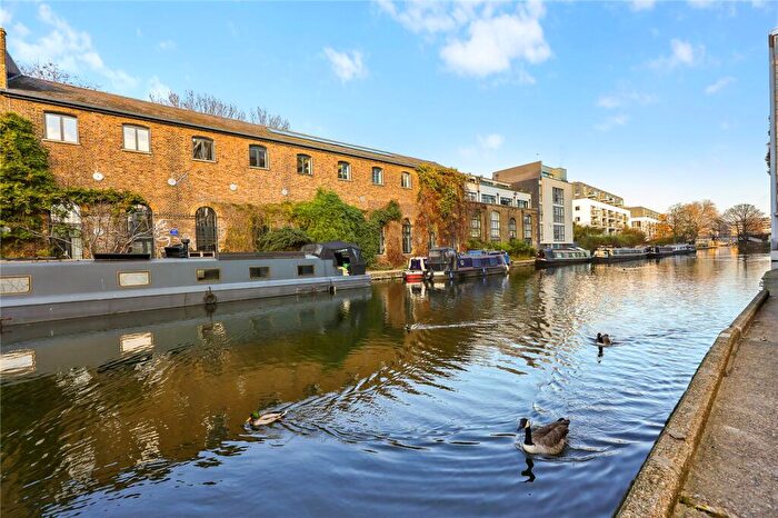 2 Bedroom Apartment To Rent In Union Wharf, N1