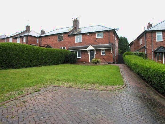 3 Bedroom Semi-Detached House To Rent In Brookdale, Dudley, DY3