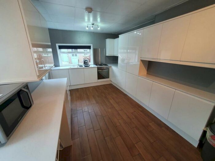 7 Bedroom House To Rent In Cathays Terrace, Cathays, Cardiff, CF24