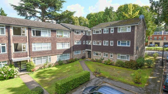 2 Bedroom Detached House To Rent In Ikona Court, Weybridge, KT13