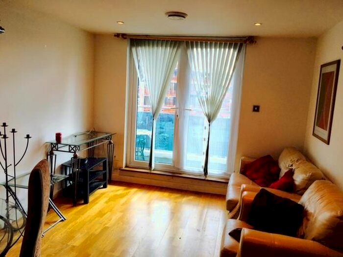 2 Bedroom Flat To Rent In Lyon Road, Harrow-On-The-Hill, Harrow, HA1