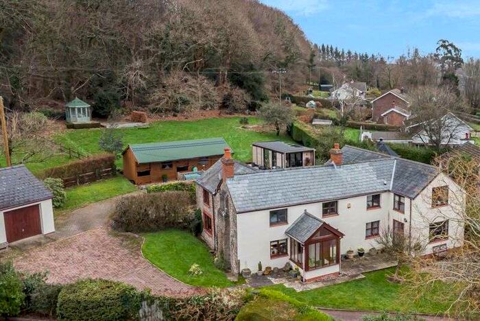 5 Bedroom Property For Sale In Itton, Chepstow, Monmouthshire, NP16