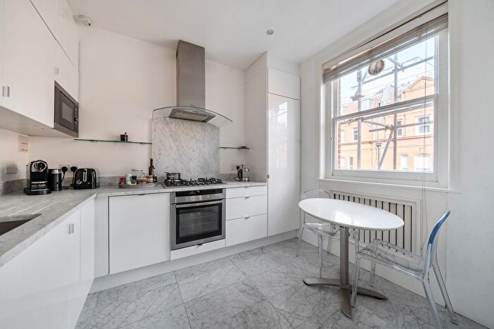 2 Bedroom Flat To Rent In Egerton Gardens, Knightsbridge, London, SW3