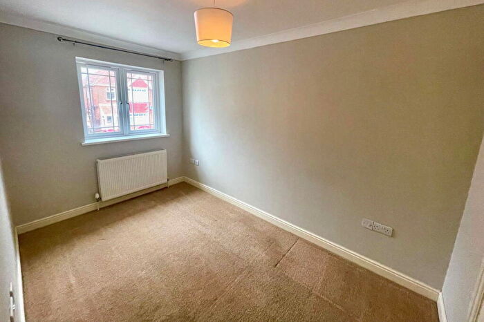 2 Bedroom Semi-Detached House For Sale In Heath Road, Southampton, SO19
