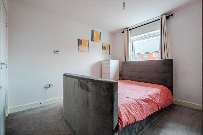 2 Bedroom Apartment For Sale In Galapagos Grove, Newton Leys, Milton Keynes, Bucks, MK3