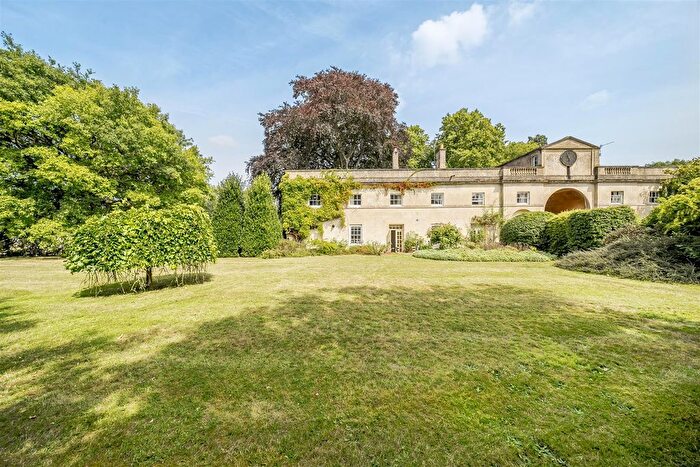 4 Bedroom Link Detached House For Sale In North Wing, Roundway House, Devizes, SN10