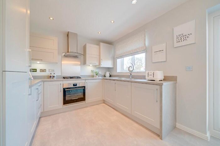3 Bedroom Semi-Detached House For Sale In Bleachcroft Way, Barnsley, S70