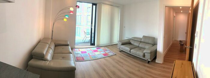 2 Bedroom Apartment To Rent In Harbourside, BS1