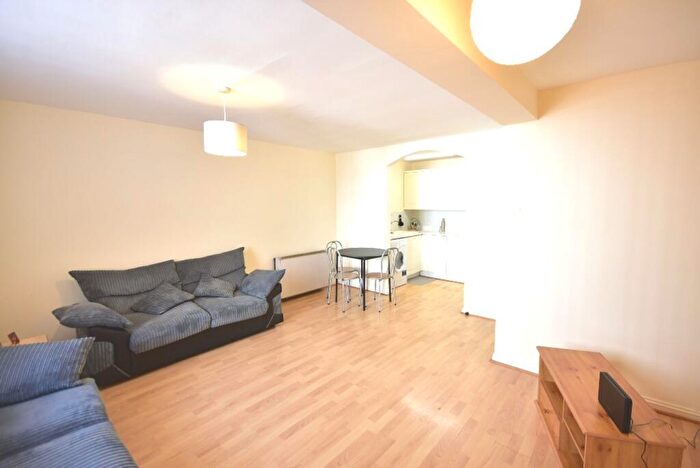 2 Bedroom Flat To Rent In Portman Mews, Newcastle Upon Tyne, NE2