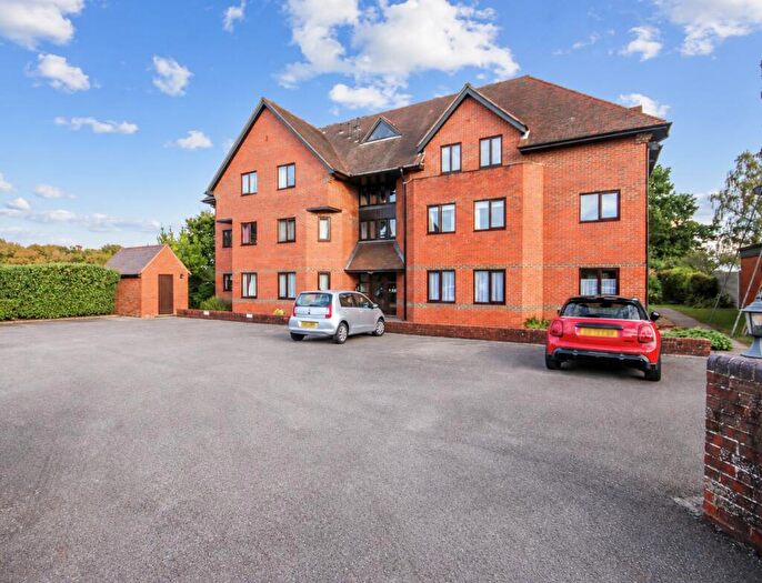 1 Bedroom Retirement Property For Sale In Portland House, Portland Road, East Grinstead, West Sussex, RH19