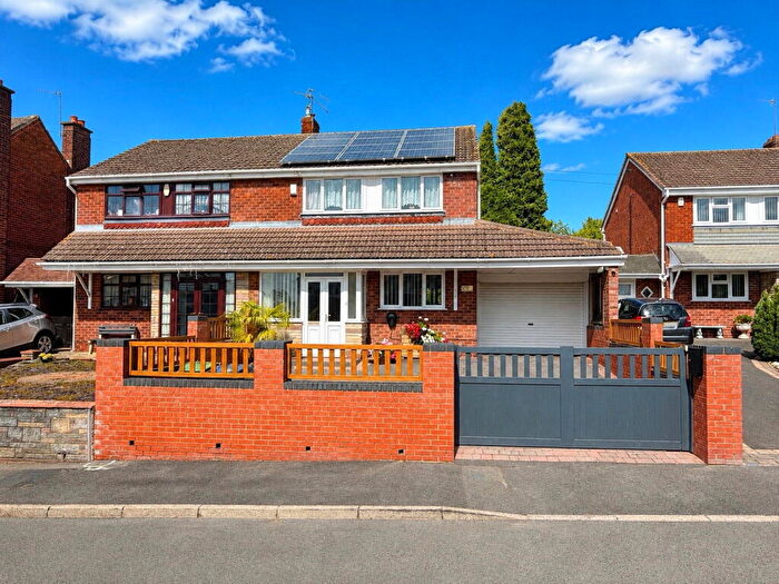3 Bedroom Semi-Detached House For Sale In Dudley Wood Avenue, Dudley Wood, Netherton, Dudley, DY2